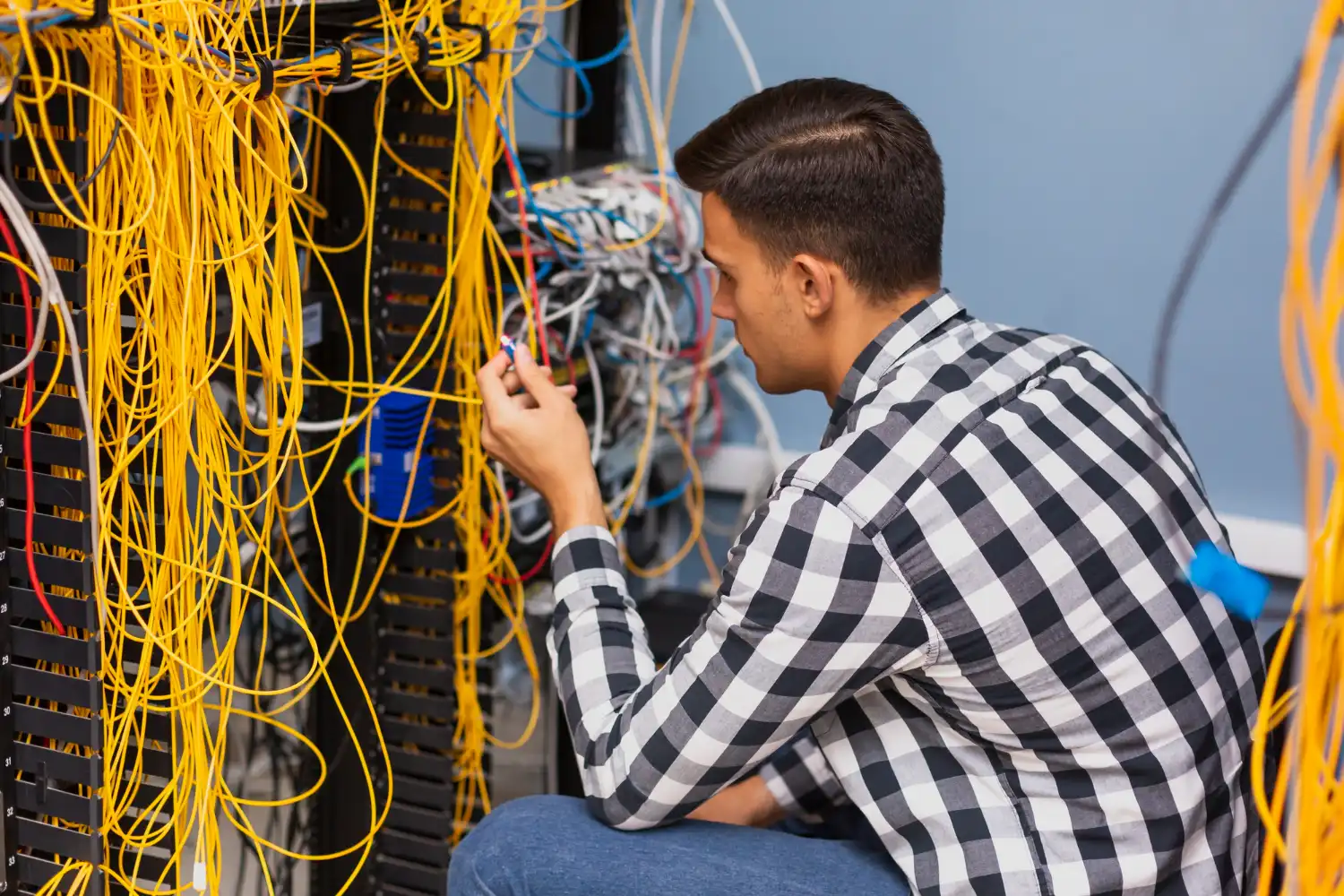 Servicios HFC y GPON en Málaga – SCANCOM SL